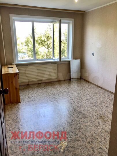 2-к. квартира, 50 м², 5/9 эт.
