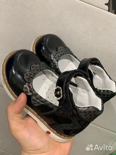 Туфли на девочку Tutubi