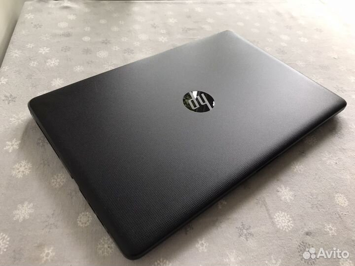 Ноутбук HP-15-bs144ur