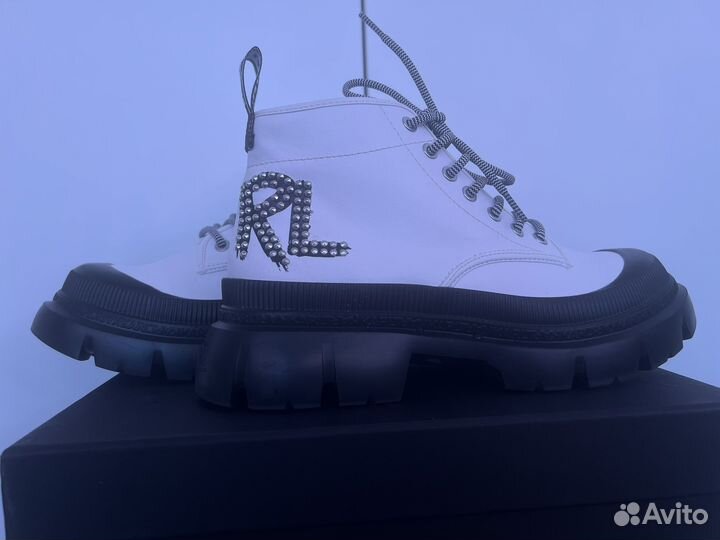 Ботинки женские демисезонные