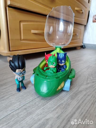 Игрушка герои в масках