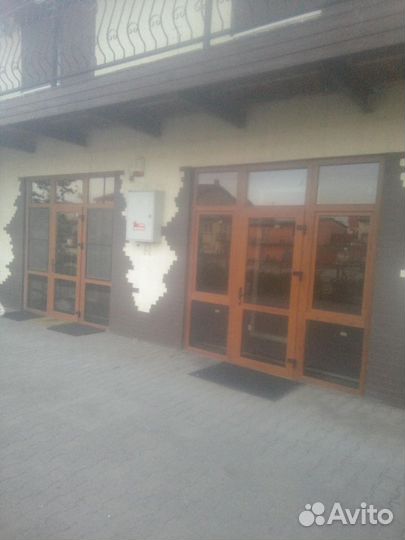 Входные пластиковые группы, внешний золотой дуб