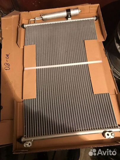 Продаю радиатор кондиционера