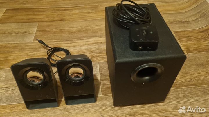 Колонки Logitech Z213