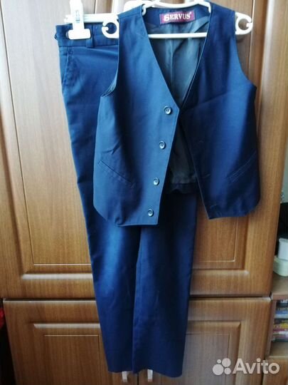 Жакет, брюки, жилет