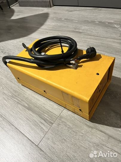 Зарядное устройство CZC7-40A/24V