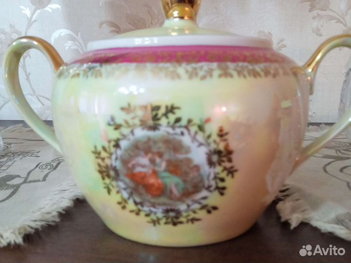 Сервиз столово-чайный на 12 персон