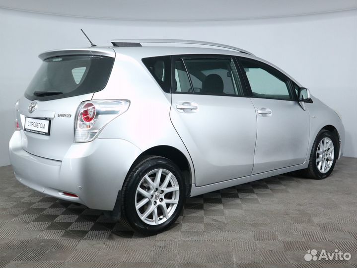 Toyota Verso, 2010