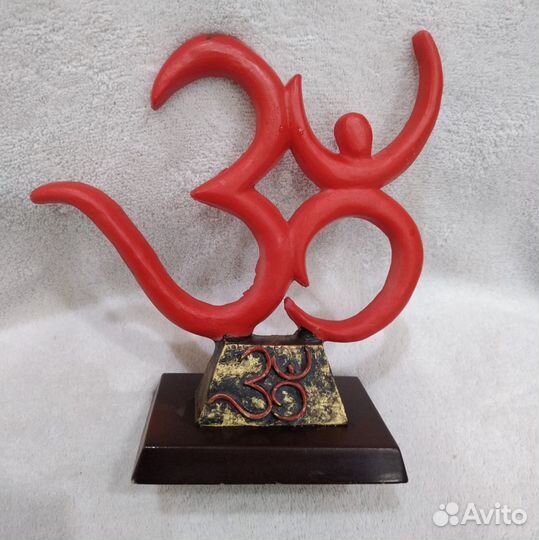 Национальные статуэтки