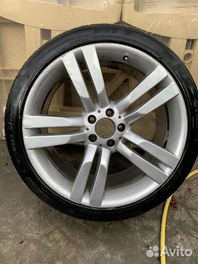 Колеса разно широкие Мерседес R20 оригинал