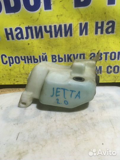 Бачок омывателя Volkswagen Bora