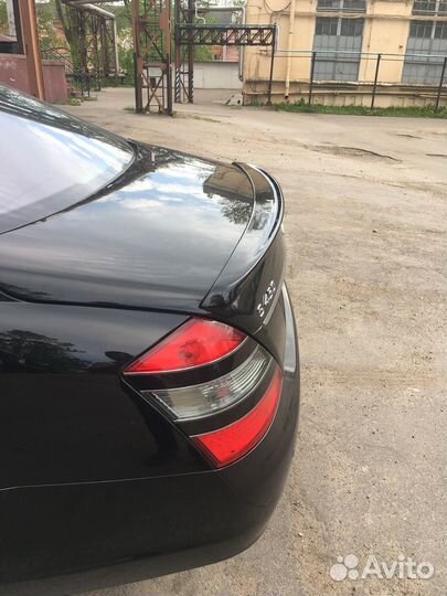 Спойлер на крышку багажника Mercedes Benz W221