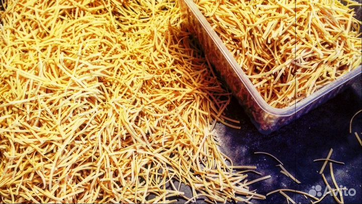 Лапша яичная, пироги,блины домашние