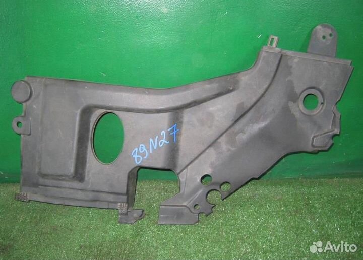 Накладка замка капота Toyota Avensis T25 2003