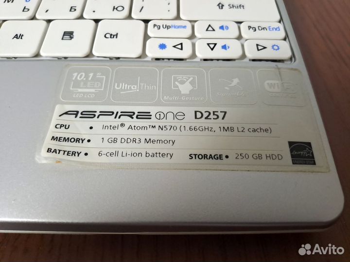 Ноутбук acer aspire one D257 10' белый