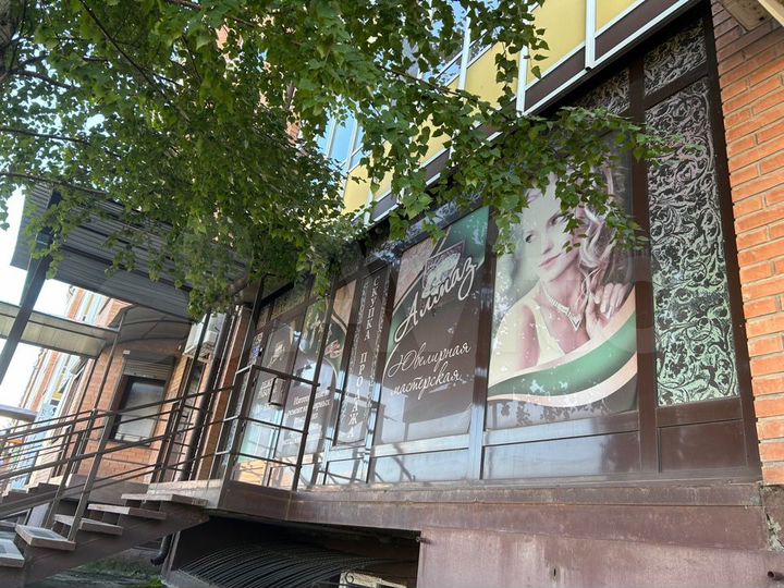 Свободного назначения, 70 м²