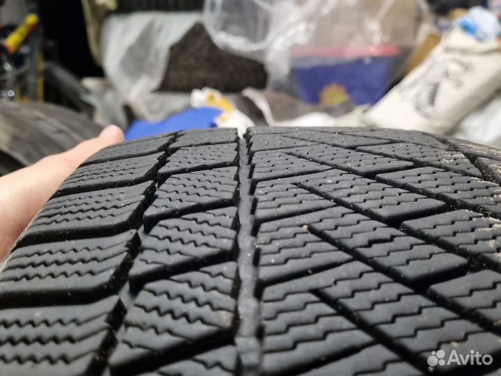 Continental ContiVikingContact 6 225/45 R17 94T