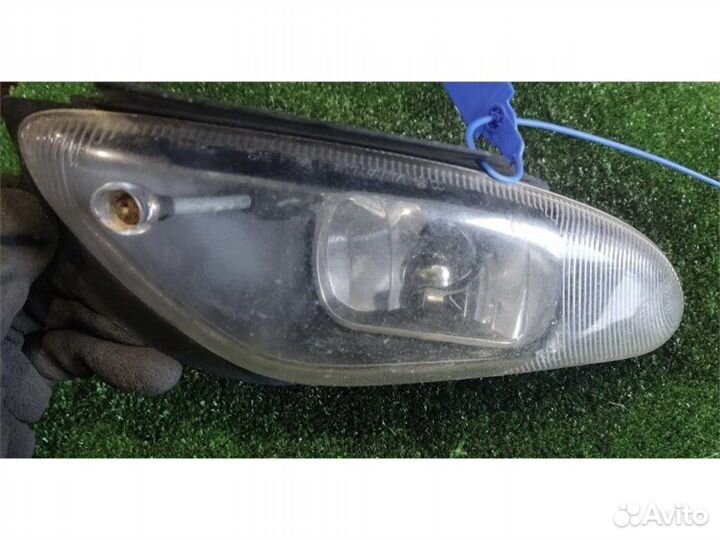 Фара противотуманная левая Chrysler 300M 3.5 2002