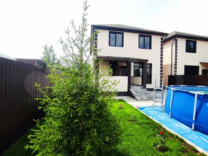 Дом 174,4 м² на участке 4,6 сот.