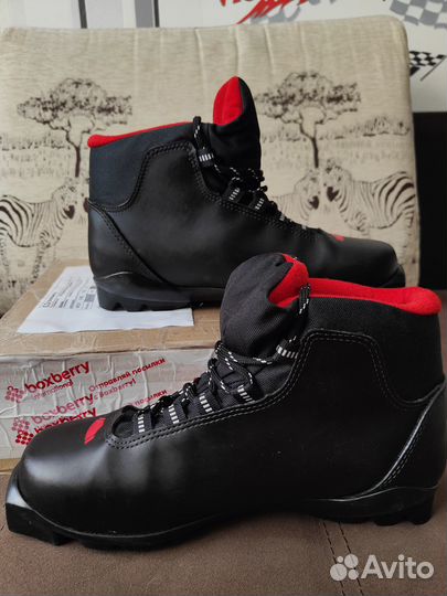 Лыжные ботинки SNS (40-40.5 размер)