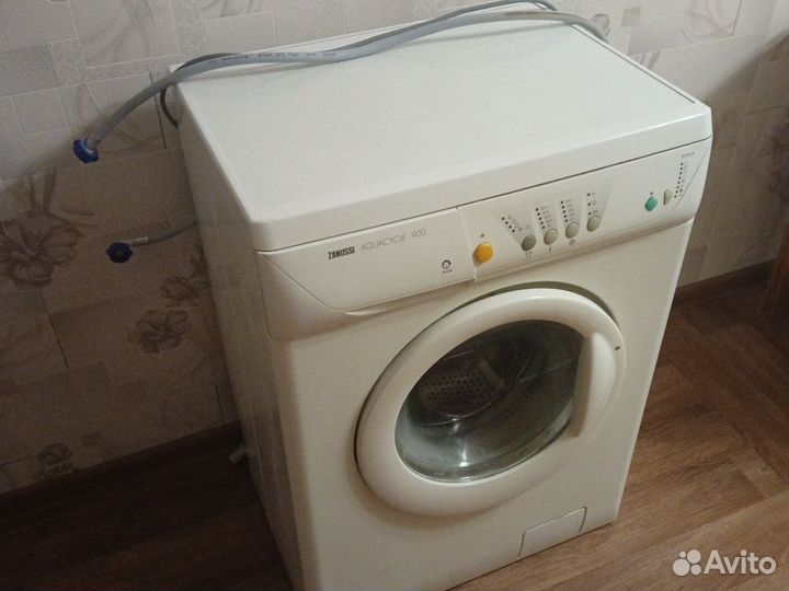 Стиральная машина Zanussi aquacycle 900