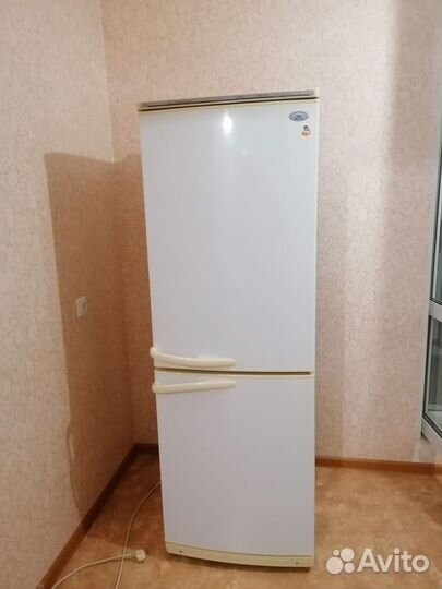 Холодильник атлант бу