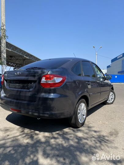 LADA Granta 1.6 МТ, 2015, 121 169 км