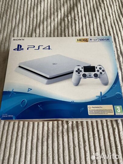 Sony PS4 white edition