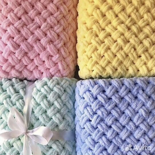 Плед детский вязаный