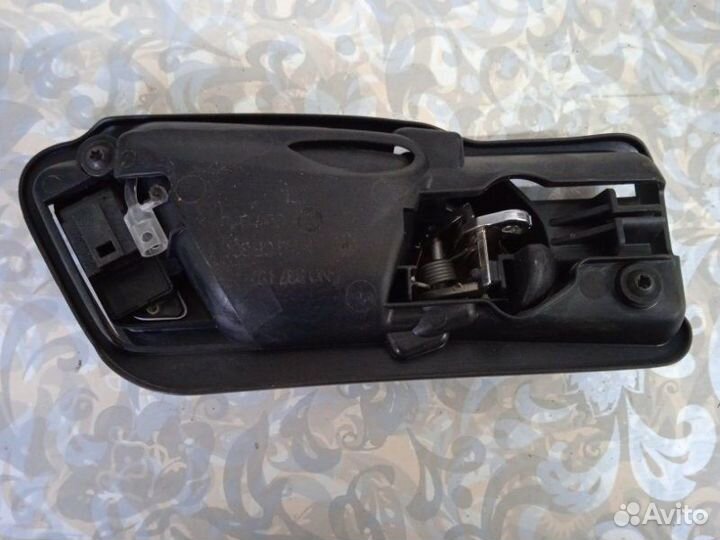 Ручка внутренняя передняя левая Volkswagen Tiguan