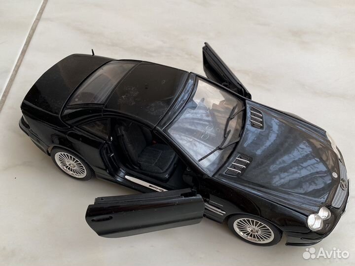 Автомобиль Mercedes, длина 25 см