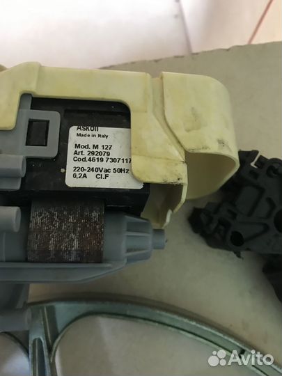 Запчасти на стиральную машинку Whirpool AWT 5100