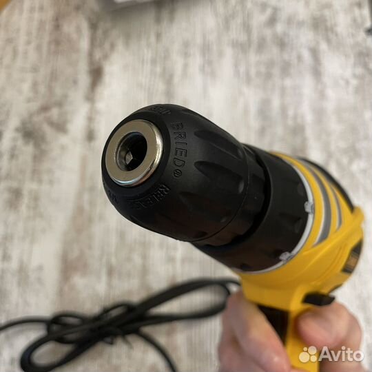 Шуруповерты сетевые Dewalt