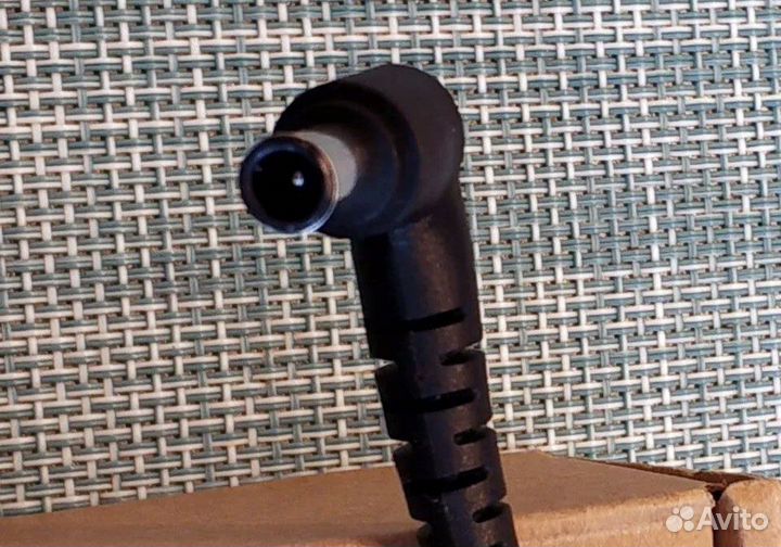 Блок питания Sony Vaio 19.5 V 4.7A 90W 6.5x4.4 мм