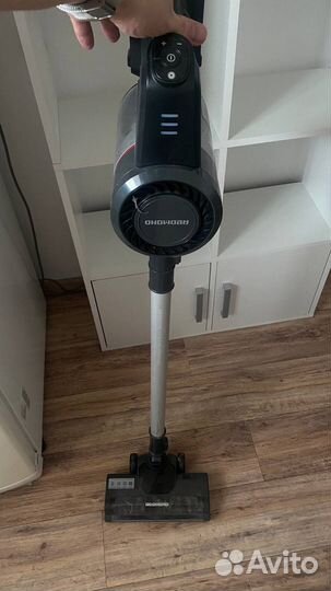 Пылесос вертикальный redmond rv-ur362