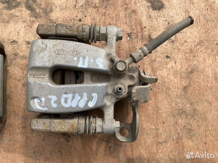 Суппорт тормозной задний Kia Ceed 2 JD