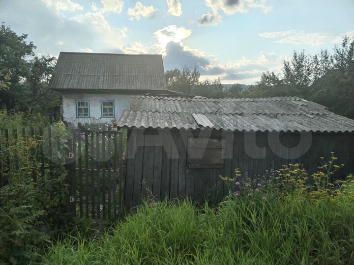 Дом 35,6 м² на участке 12 сот.