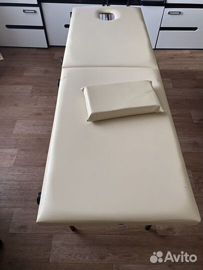 Массажный стол складной с вырезом