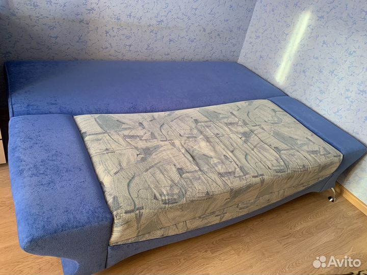 Диван кровать б.у
