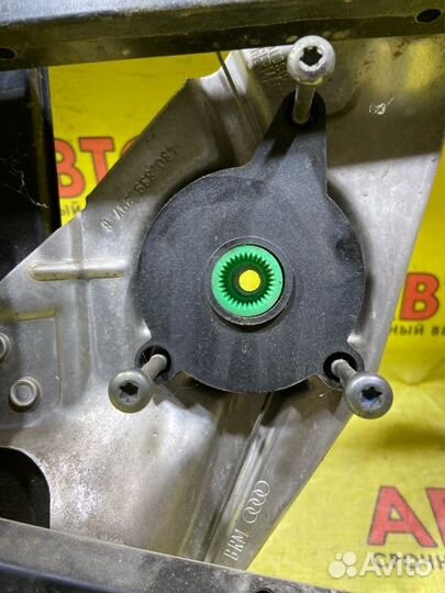 Стеклоподъемник задний левый Audi A6 C5 AZA 2001