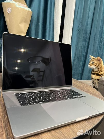 Macbook pro 16 2019, 1tb, i9