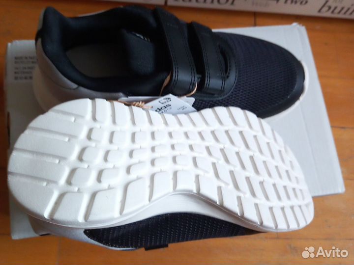 Кроссовки Adidas Tensaur