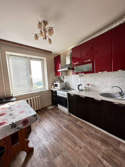 2-к. квартира, 50 м², 5/9 эт.
