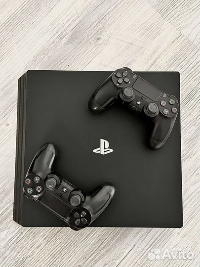 Игровая приставка ps4 pro 1tb