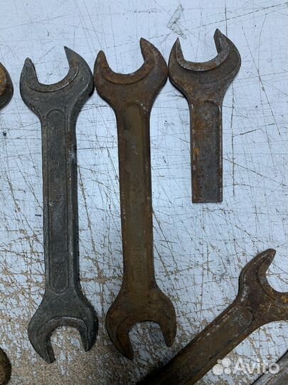 Рожковые ключи большие