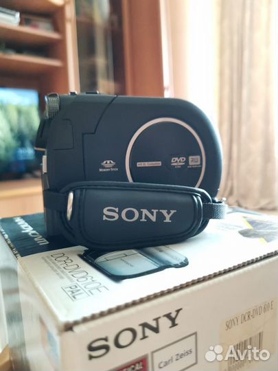 Видеокамера sony DCR-DVD610E