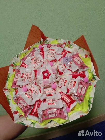 Сладкие букеты из конфет