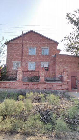 Дом 310 м² на участке 12 сот.