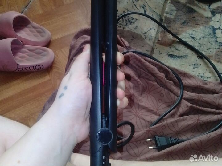 Выпрямитель для волос rowenta