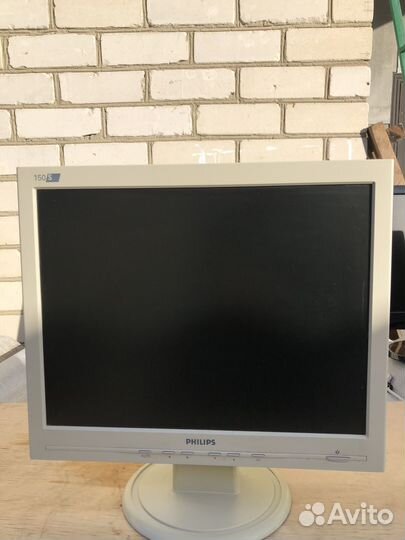 Мониторы квадратные